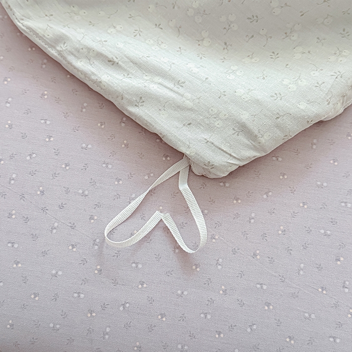 91家纺网 家纺一手货源 找家纺 帛美家纺 2026新款全棉花边款印花四件套 冷清秋