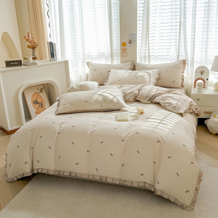 91家纺网 家纺一手货源 找家纺 帛美家纺 2026新款全棉花边款印花四件套 恋爱邮差