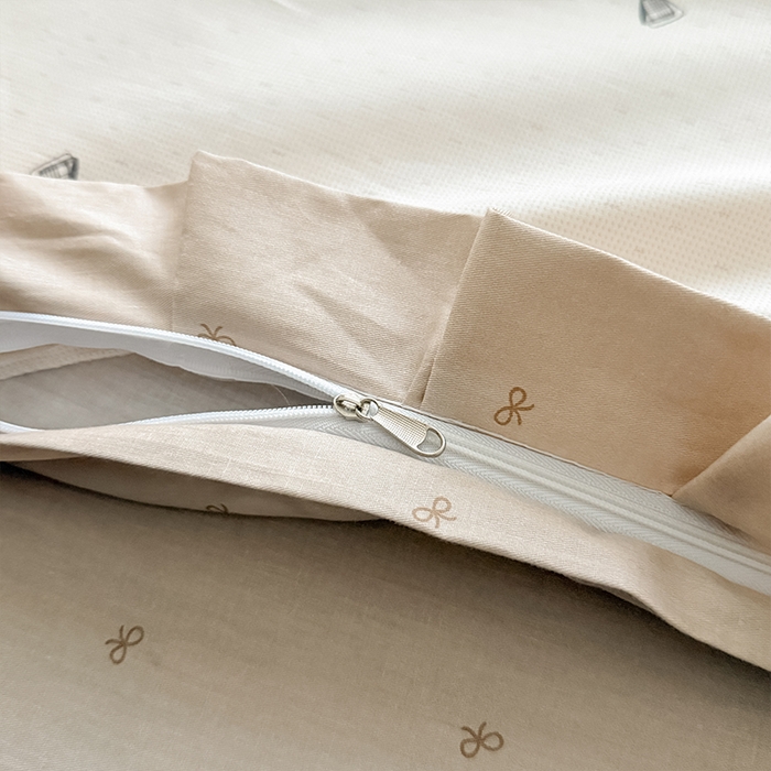 91家纺网 家纺一手货源 找家纺 帛美家纺 2026新款全棉花边款印花四件套 恋爱邮差