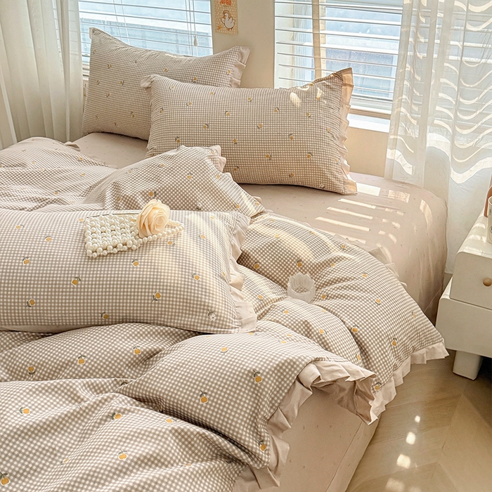 91家纺网 家纺一手货源 找家纺 帛美家纺 2026新款全棉花边款印花四件套 晚香玉