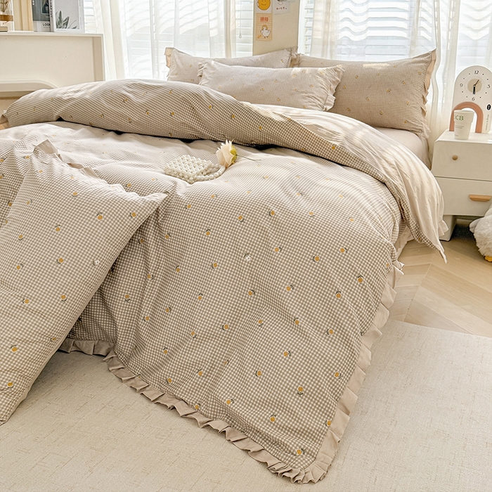 91家纺网 家纺一手货源 找家纺 帛美家纺 2026新款全棉花边款印花四件套 晚香玉