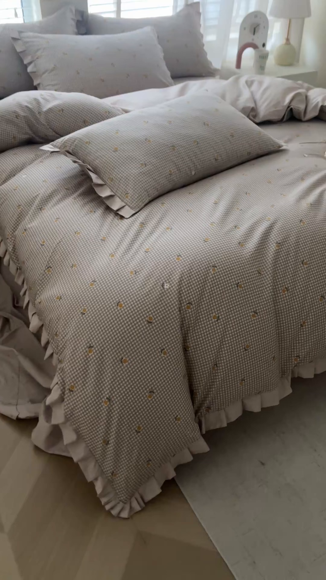 91家纺网 家纺一手货源 找家纺 帛美家纺 2026新款全棉花边款印花四件套 晚香玉