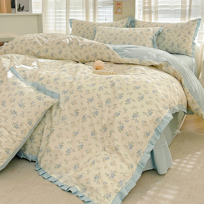 91家纺网 家纺一手货源 找家纺 帛美家纺 2026新款全棉花边款印花四件套 小蓝花