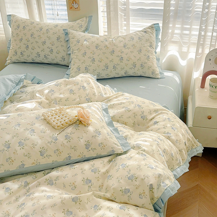 91家纺网 家纺一手货源 找家纺 帛美家纺 2026新款全棉花边款印花四件套 小蓝花