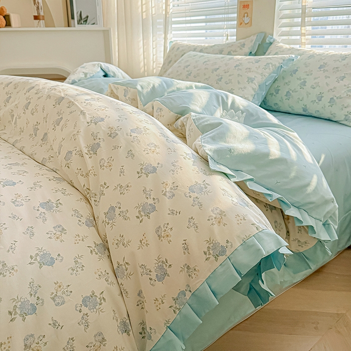 91家纺网 家纺一手货源 找家纺 帛美家纺 2026新款全棉花边款印花四件套 小蓝花