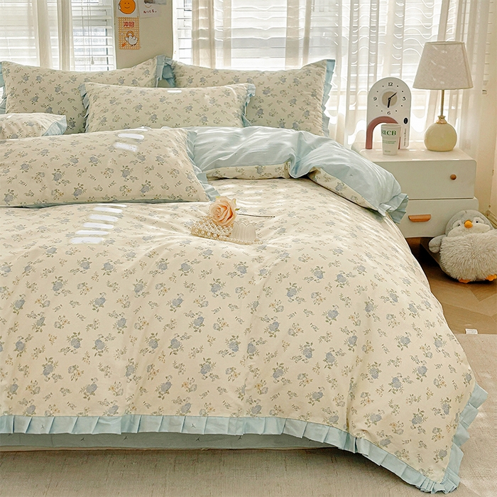 91家纺网 家纺一手货源 找家纺 帛美家纺 2026新款全棉花边款印花四件套 小蓝花