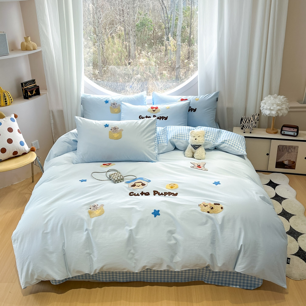 91家纺网 家纺一手货源 找家纺 乐美家纺 2026新款春夏软萌全棉毛巾绣系列四件套 房子小狗狗