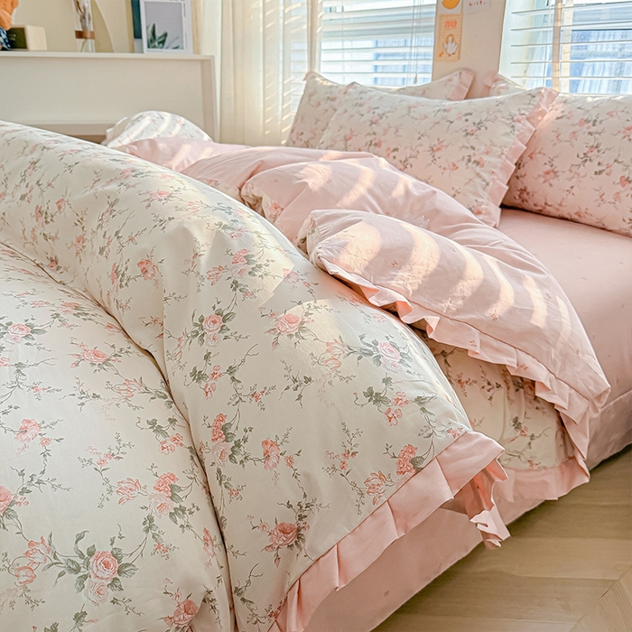 91家纺网 家纺一手货源 找家纺 帛美家纺 2026新款全棉花边款印花四件套 月下笛