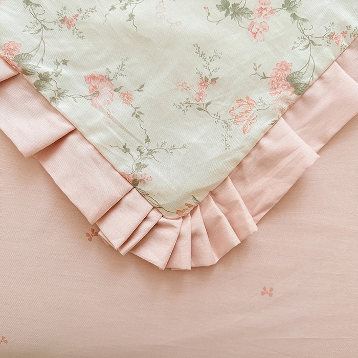 91家纺网 家纺一手货源 找家纺 帛美家纺 2026新款全棉花边款印花四件套 月下笛