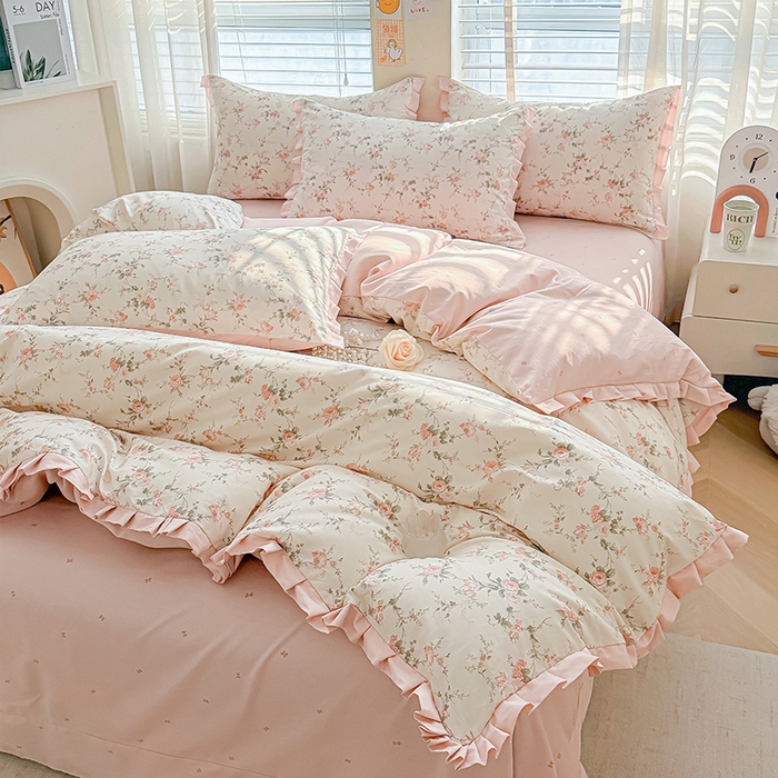 91家纺网 家纺一手货源 找家纺 帛美家纺 2026新款全棉花边款印花四件套 月下笛