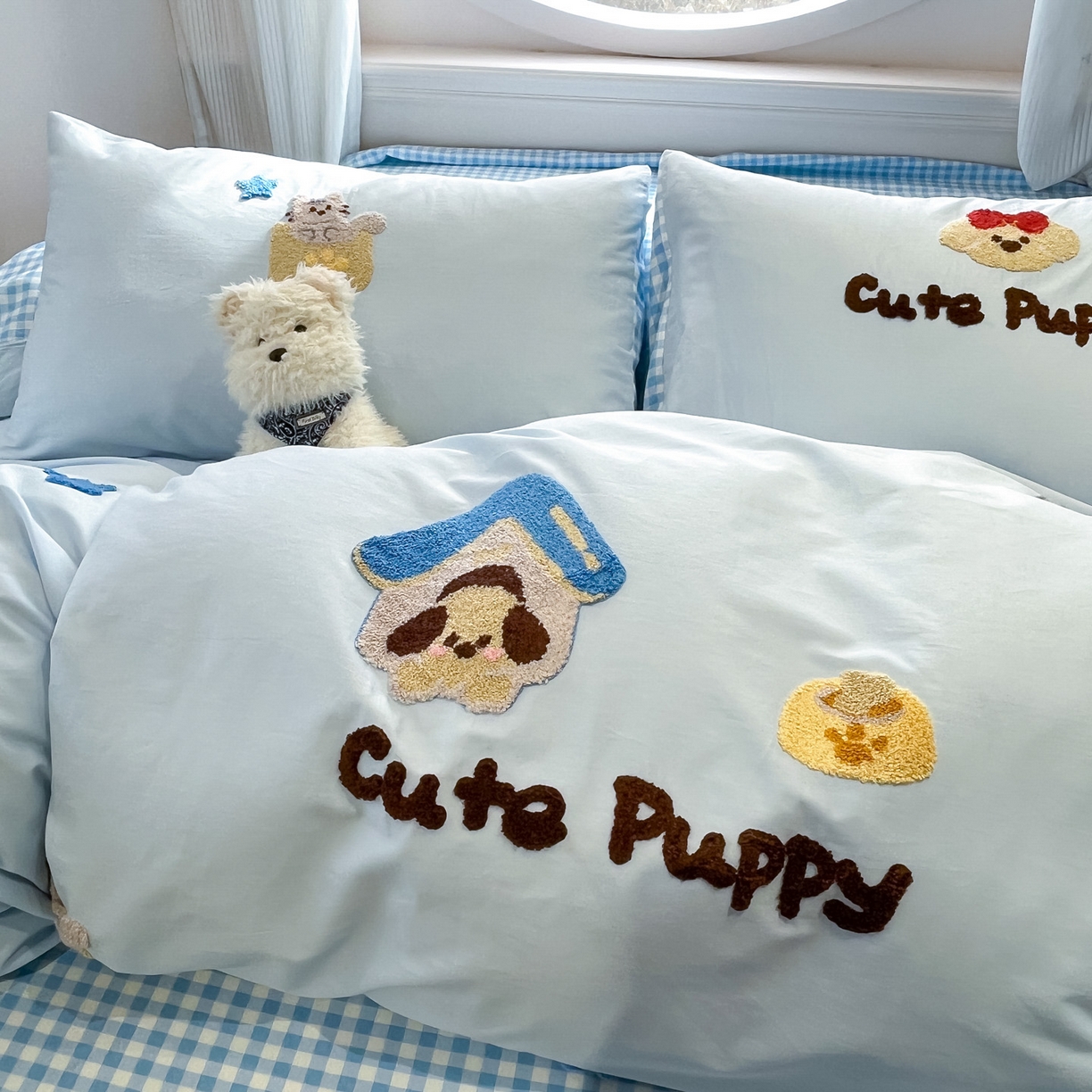 91家纺网 家纺一手货源 找家纺 乐美家纺 2026新款春夏软萌全棉毛巾绣系列四件套 房子小狗狗