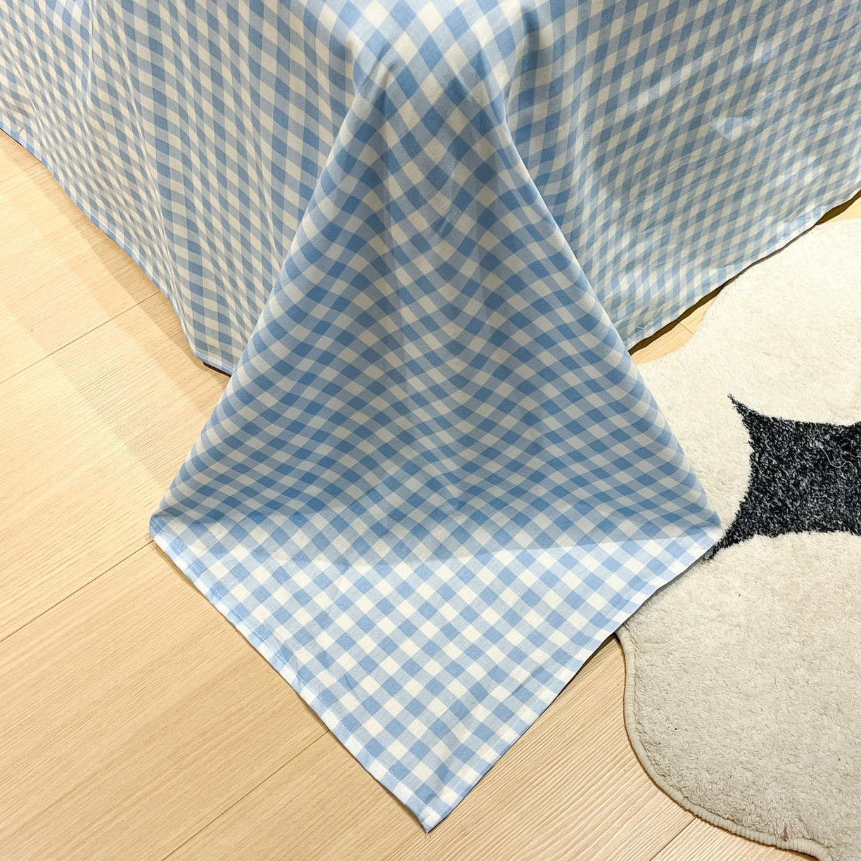 91家纺网 家纺一手货源 找家纺 乐美家纺 2026新款春夏软萌全棉毛巾绣系列四件套 房子小狗狗