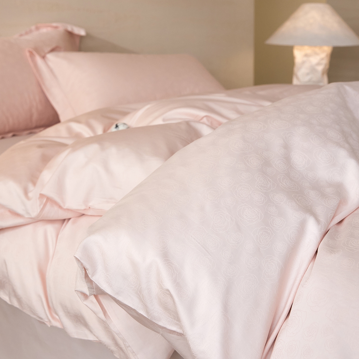 91家纺网 家纺一手货源 找家纺 梧桐树 2026新款60支长绒棉提花高奢系列四件套 T03玫瑰-粉玉