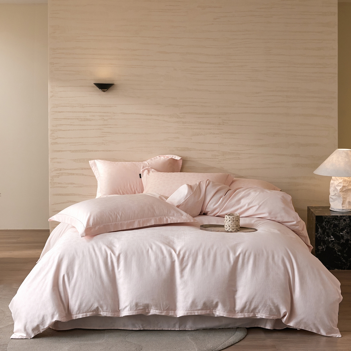 91家纺网 家纺一手货源 找家纺 梧桐树 2026新款60支长绒棉提花高奢系列四件套 T03玫瑰-粉玉