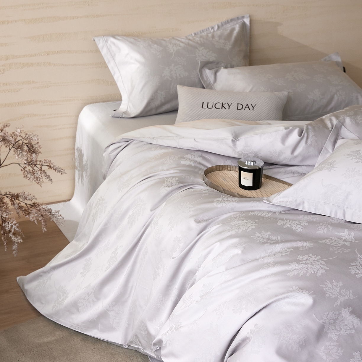 91家纺网 家纺一手货源 找家纺 梧桐树 2026新款60支长绒棉提花高奢系列四件套 T07漫叶-灰