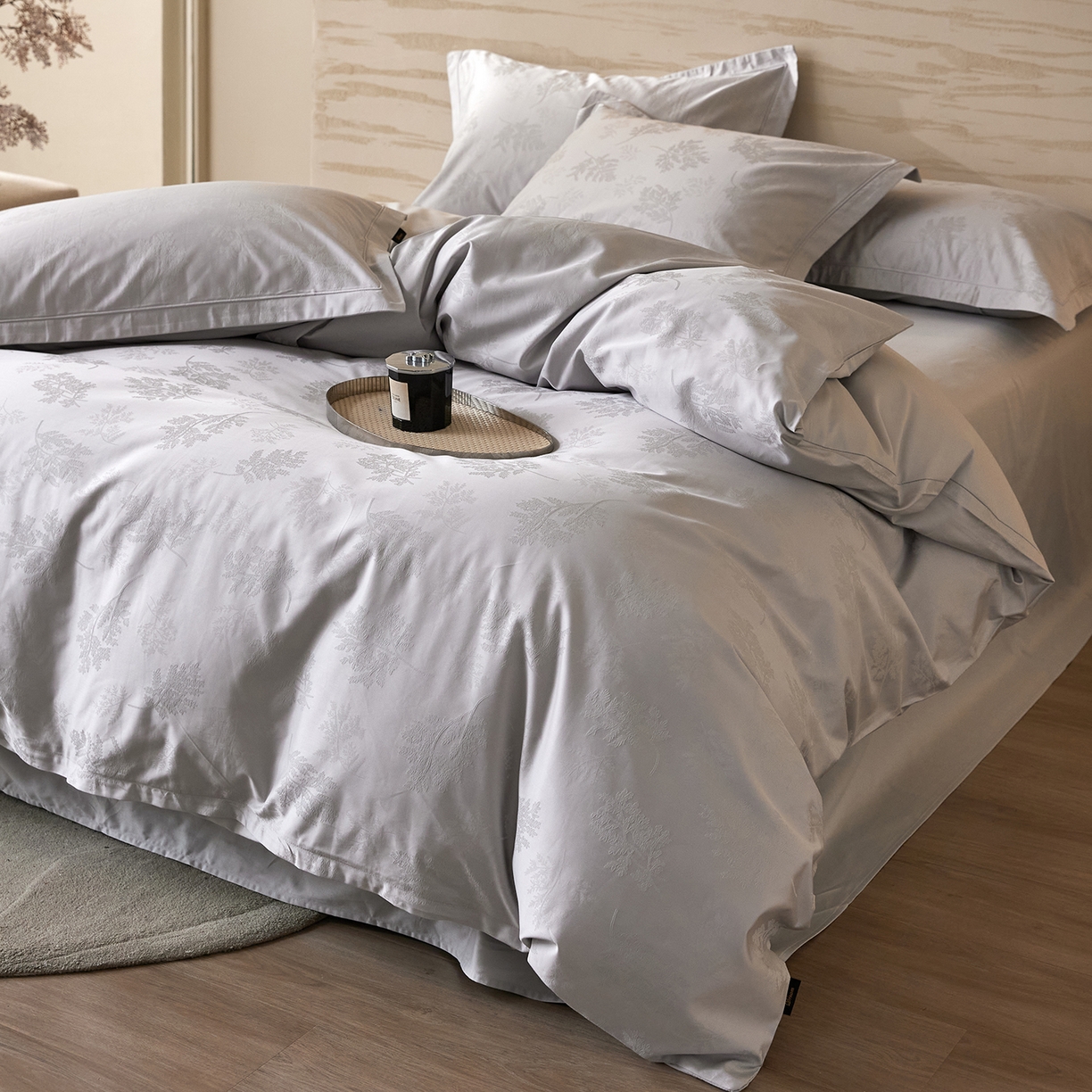 91家纺网 家纺一手货源 找家纺 梧桐树 2026新款60支长绒棉提花高奢系列四件套 T07漫叶-灰