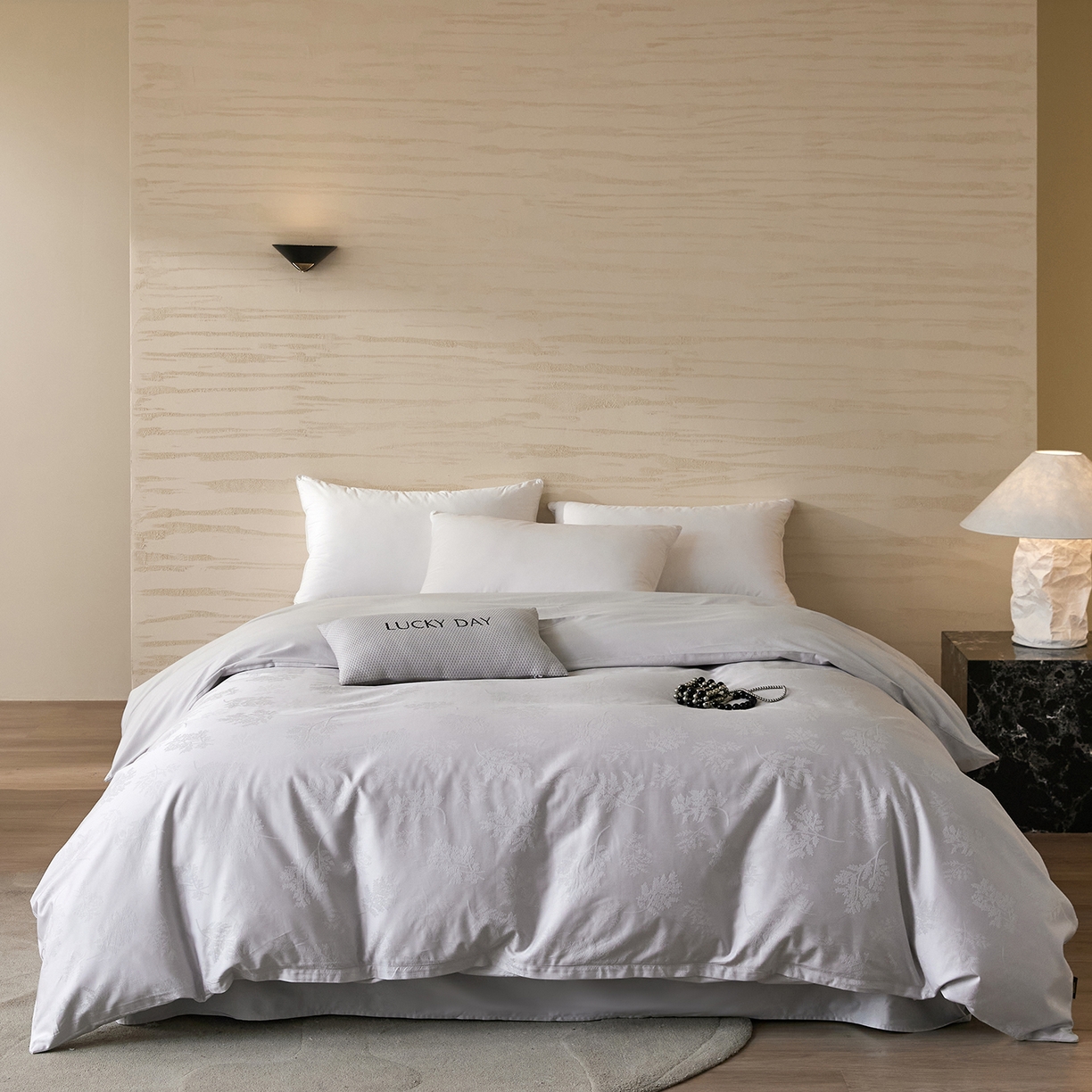 91家纺网 家纺一手货源 找家纺 梧桐树 2026新款60支长绒棉提花高奢系列四件套 T07漫叶-灰