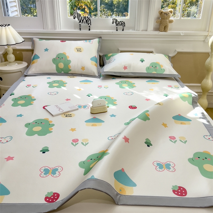 91家纺网 家纺一手货源 找家纺 布凡家居 2026新款卡通冰丝印花凉席 草莓恐龙