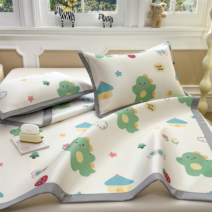 91家纺网 家纺一手货源 找家纺 布凡家居 2026新款卡通冰丝印花凉席 草莓恐龙