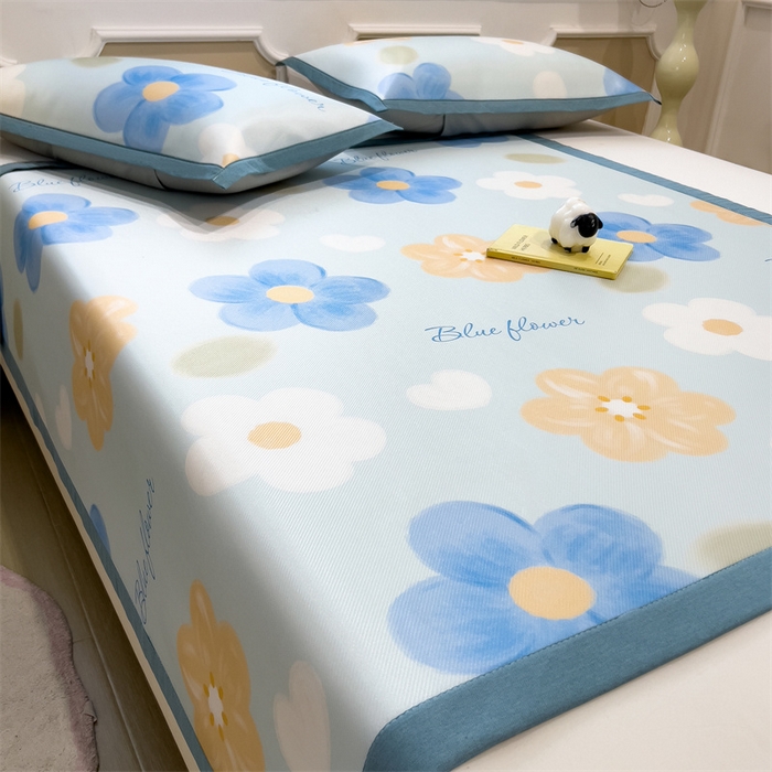 91家纺网 家纺一手货源 找家纺 布凡家居 2026新款卡通冰丝印花凉席 蓝色花海