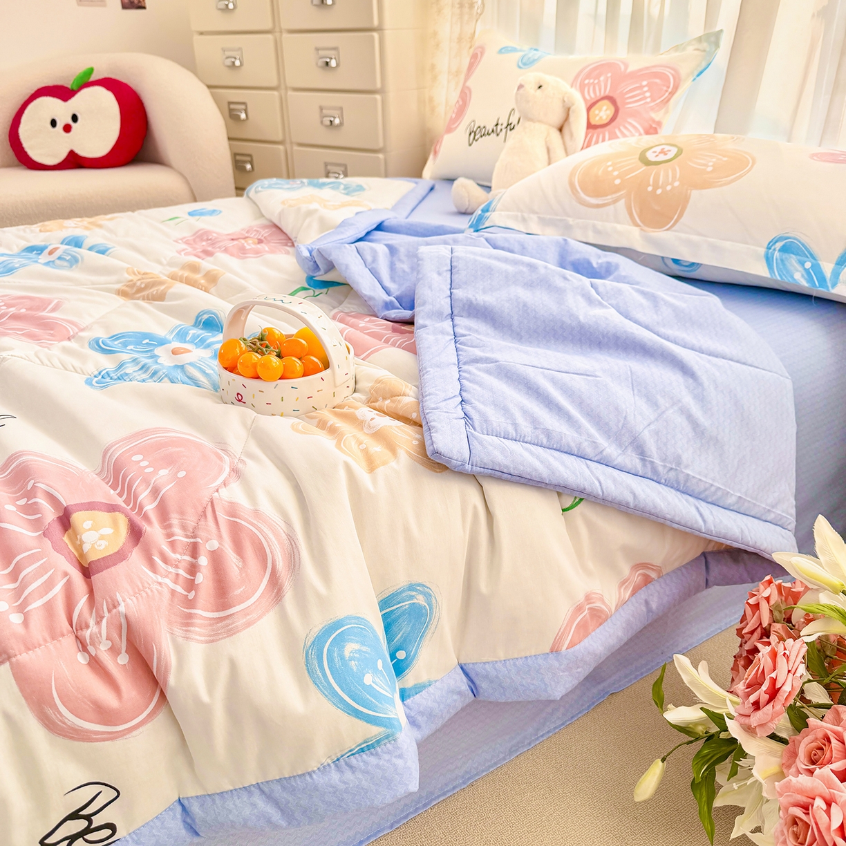 91家纺网 家纺一手货源 找家纺 寝美资家居 2026新款A类里外全棉夏凉被四件套-风格一 春夕集