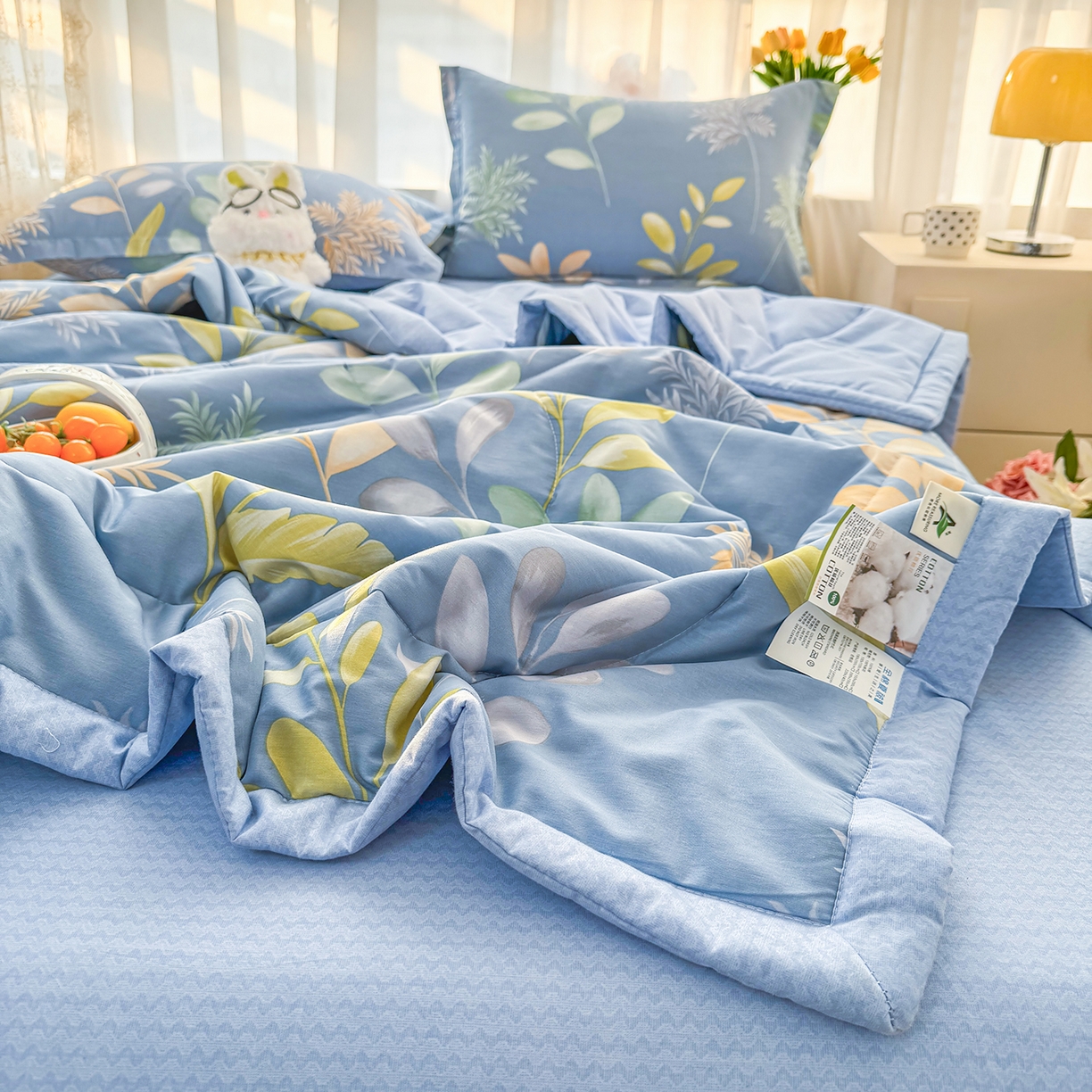 91家纺网 家纺一手货源 找家纺 寝美资家居 2026新款A类里外全棉夏凉被四件套-风格一 小蓝町
