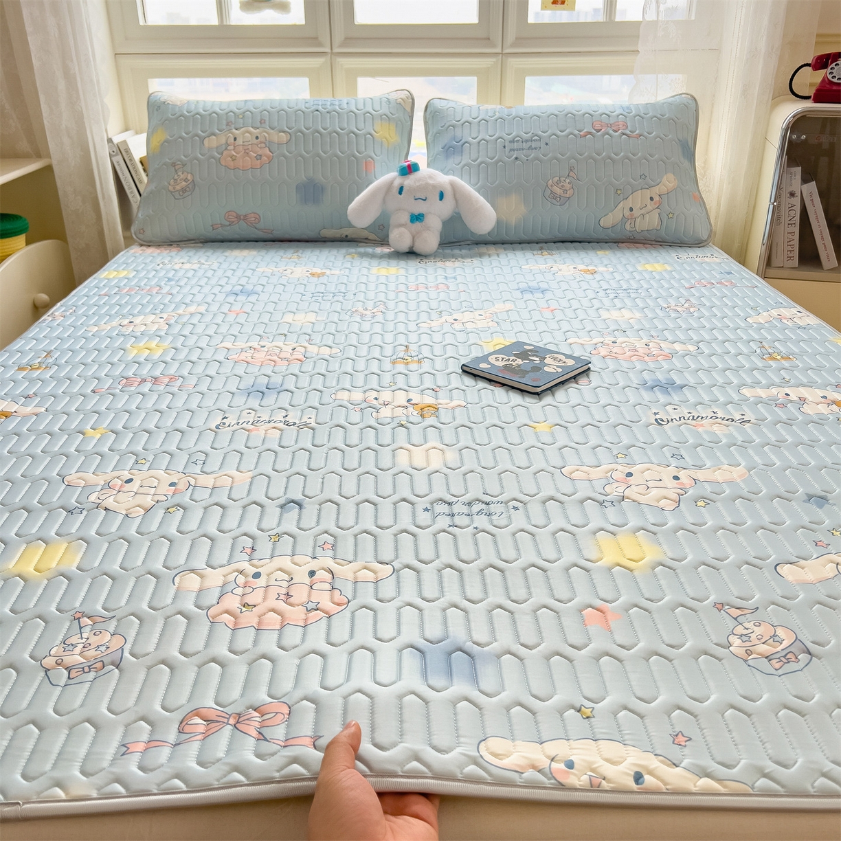 91家纺网 家纺一手货源 找家纺 兄弟坊 2026新款正版授权卡通乳胶凉席软凉席席子 闪闪玉桂狗