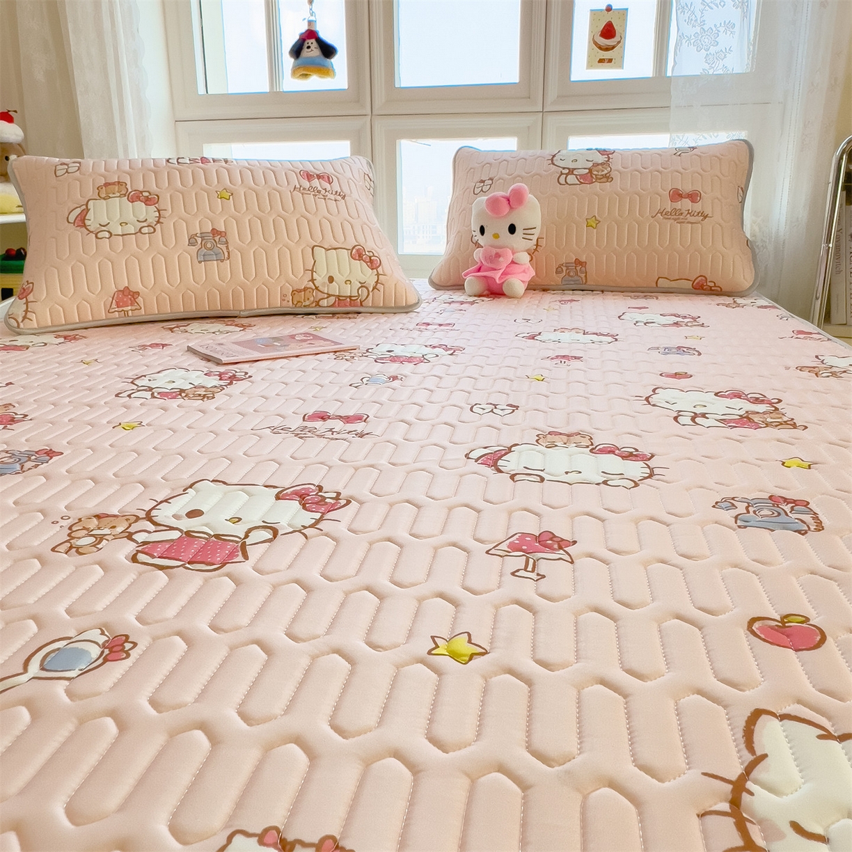 91家纺网 家纺一手货源 找家纺 兄弟坊 2026新款正版授权卡通乳胶凉席软凉席席子 凯蒂小猫