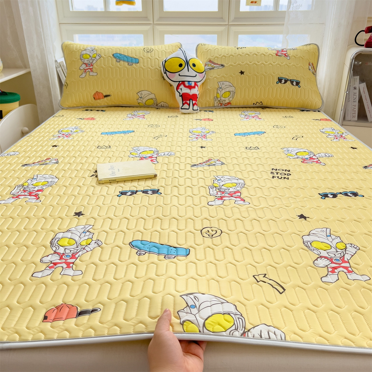 91家纺网 家纺一手货源 找家纺 兄弟坊 2026新款正版授权卡通乳胶凉席软凉席席子 阳光奥特