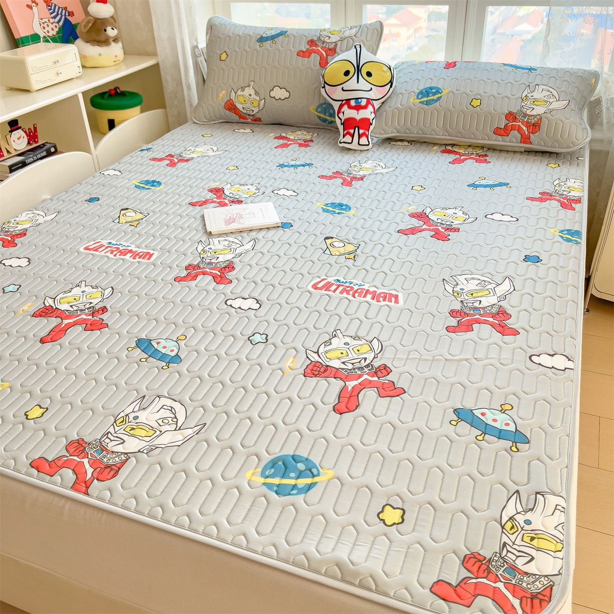 91家纺网 家纺一手货源 找家纺 兄弟坊 2026新款正版授权卡通乳胶凉席软凉席席子 奥特传奇灰