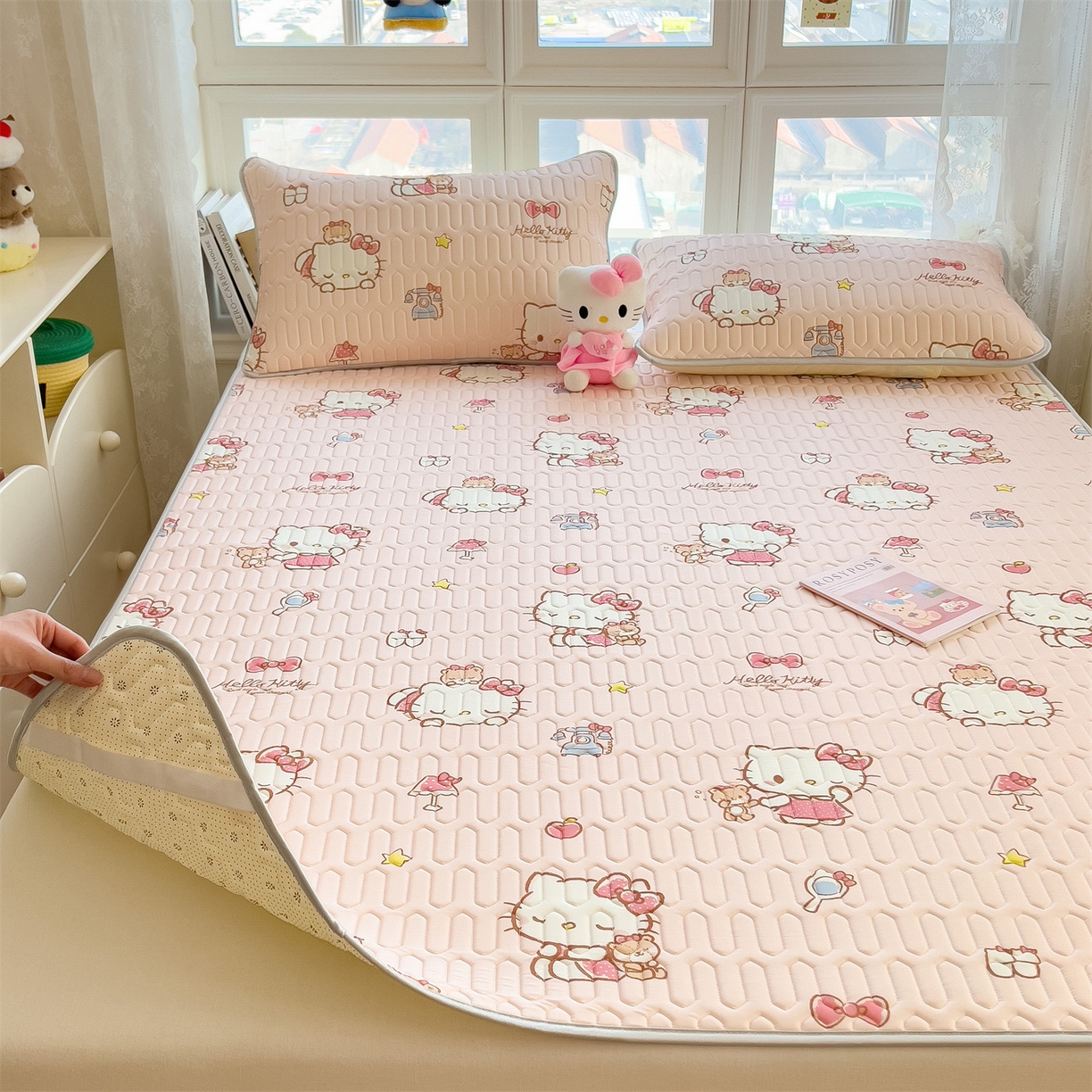 91家纺网 家纺一手货源 找家纺 兄弟坊 2026新款正版授权卡通乳胶凉席软凉席席子 凯蒂小猫