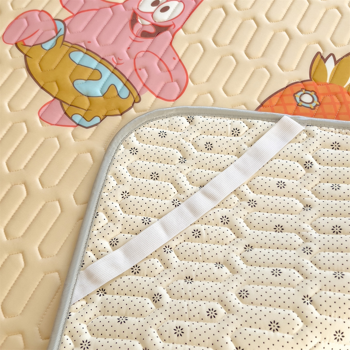 91家纺网 家纺一手货源 找家纺 兄弟坊 2026新款正版授权卡通乳胶凉席软凉席席子 海绵宝宝