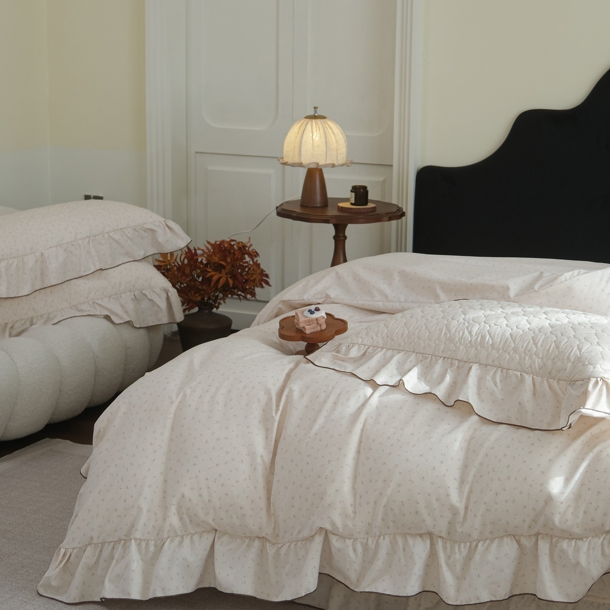 91家纺网 家纺一手货源 找家纺 庭笙 2026新款法式复古花边夹棉床盖床盖四件套 瑶芳-粉