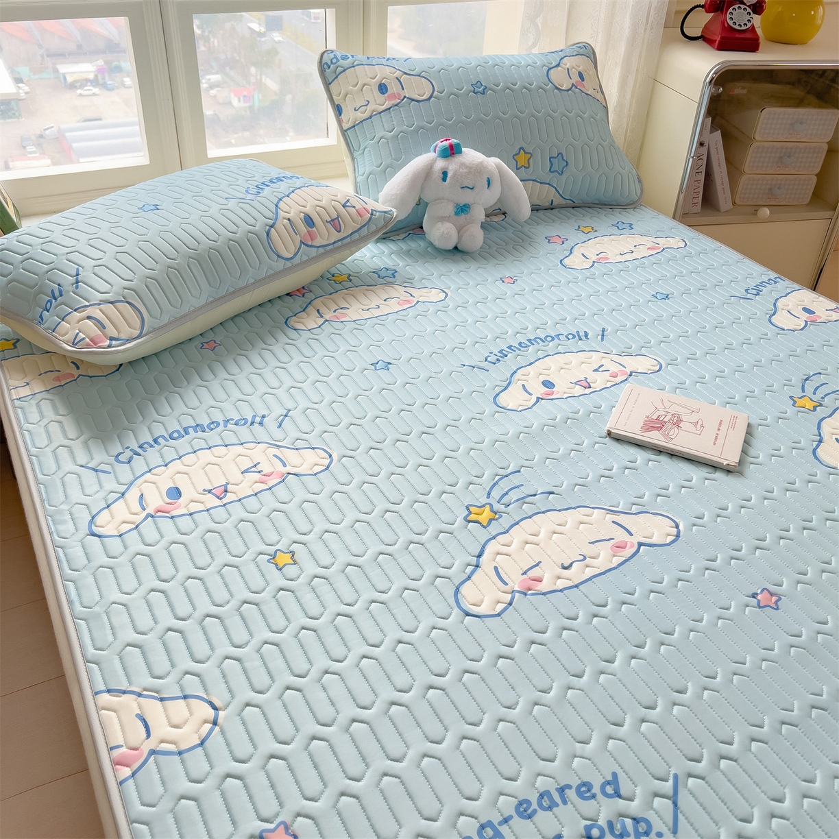 91家纺网 家纺一手货源 找家纺 兄弟坊 2026新款正版授权卡通乳胶凉席软凉席席子 呆萌玉桂狗