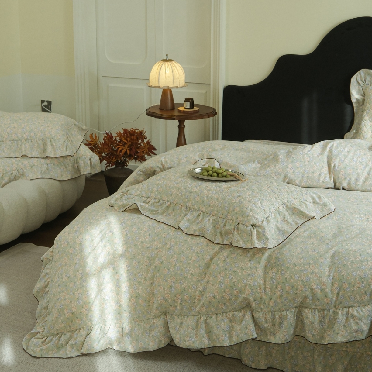 91家纺网 家纺一手货源 找家纺 （总）庭笙 2026新款法式复古花边夹棉床盖床盖四件套