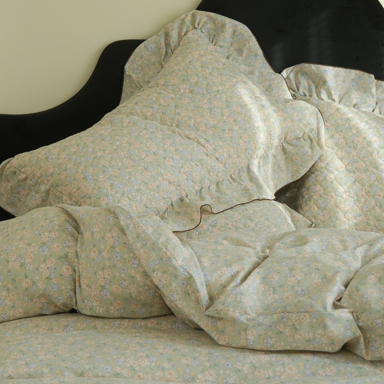 91家纺网 家纺一手货源 找家纺 （总）庭笙 2026新款法式复古花边夹棉床盖床盖四件套