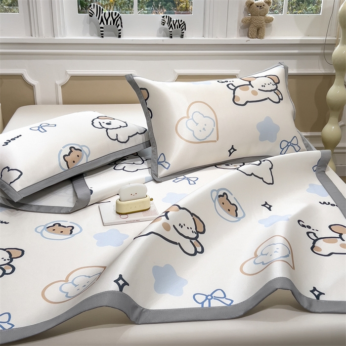 91家纺网 家纺一手货源 找家纺 布凡家居 2026新款卡通冰丝印花凉席 萌宠乐园