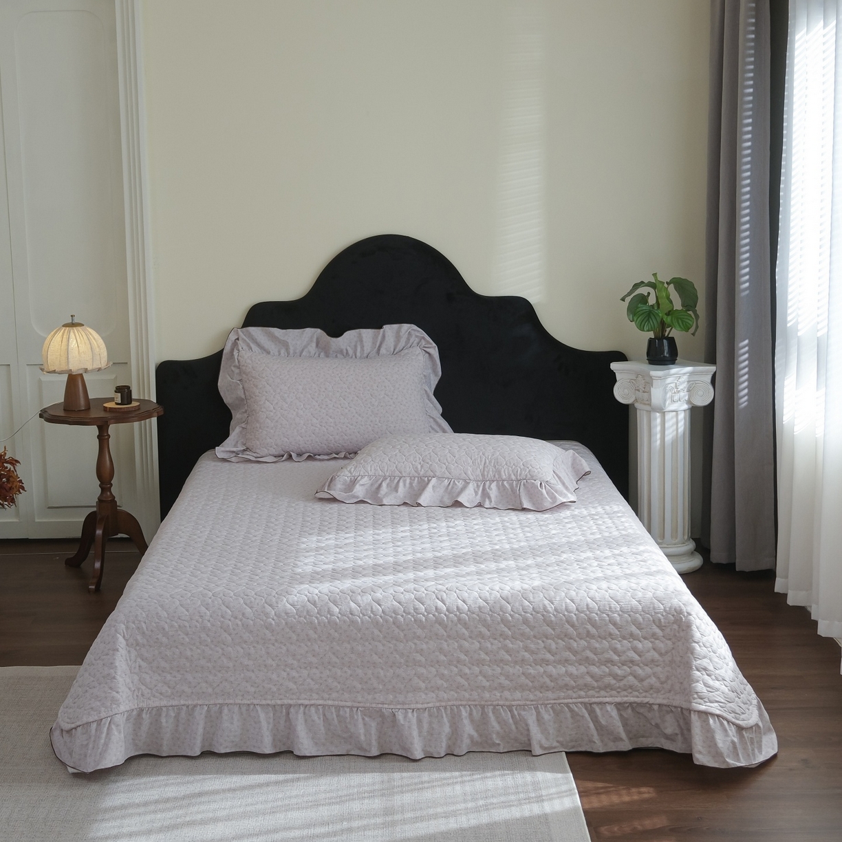 91家纺网 家纺一手货源 找家纺 庭笙 2026新款法式复古花边夹棉床盖床盖四件套 羽弦-紫