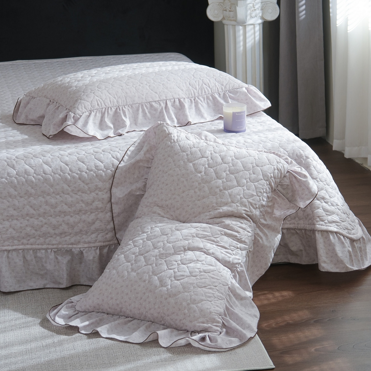 91家纺网 家纺一手货源 找家纺 庭笙 2026新款法式复古花边夹棉床盖床盖四件套 羽弦-紫