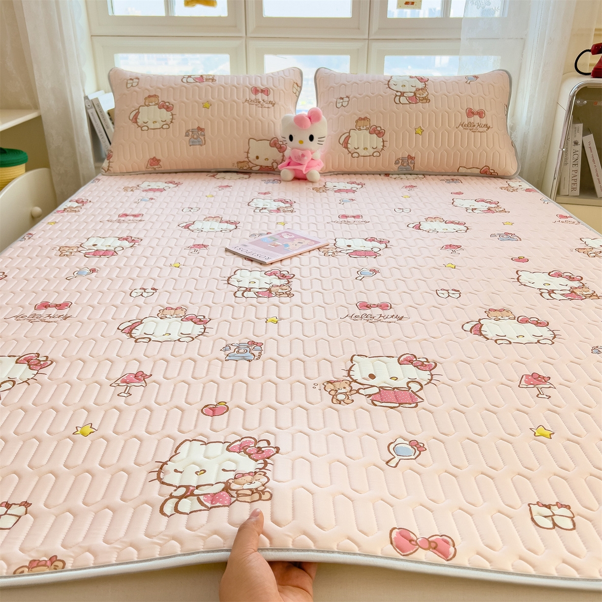 91家纺网 家纺一手货源 找家纺 兄弟坊 2026新款正版授权卡通乳胶凉席软凉席席子 凯蒂小猫