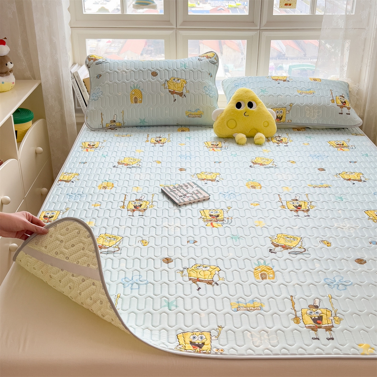 91家纺网 家纺一手货源 找家纺 兄弟坊 2026新款正版授权卡通乳胶凉席软凉席席子 海绵世界