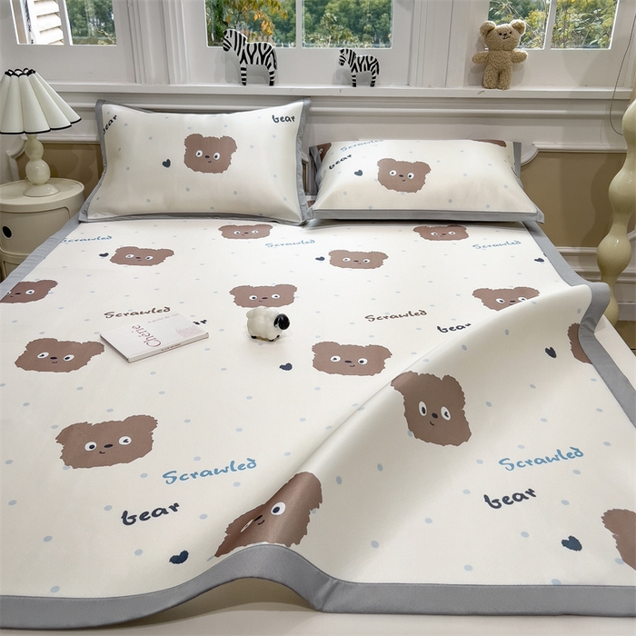 91家纺网 家纺一手货源 找家纺 布凡家居 2026新款卡通冰丝印花凉席 萌趣小熊