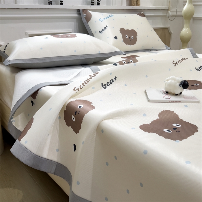 91家纺网 家纺一手货源 找家纺 布凡家居 2026新款卡通冰丝印花凉席 萌趣小熊