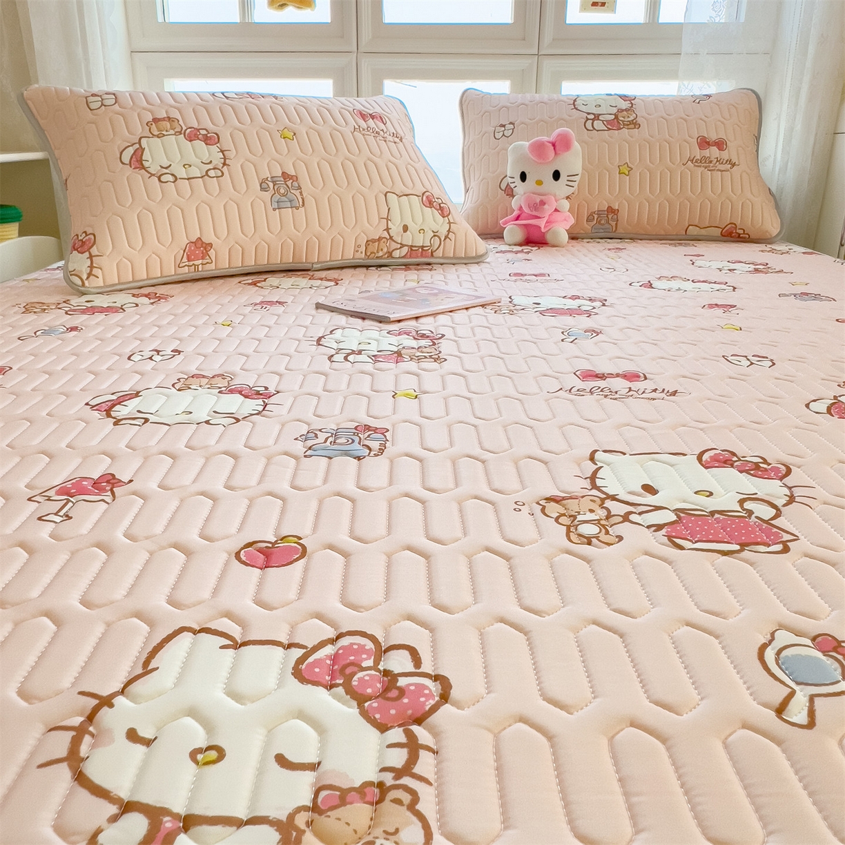 91家纺网 家纺一手货源 找家纺 兄弟坊 2026新款正版授权卡通乳胶凉席软凉席席子 凯蒂小猫