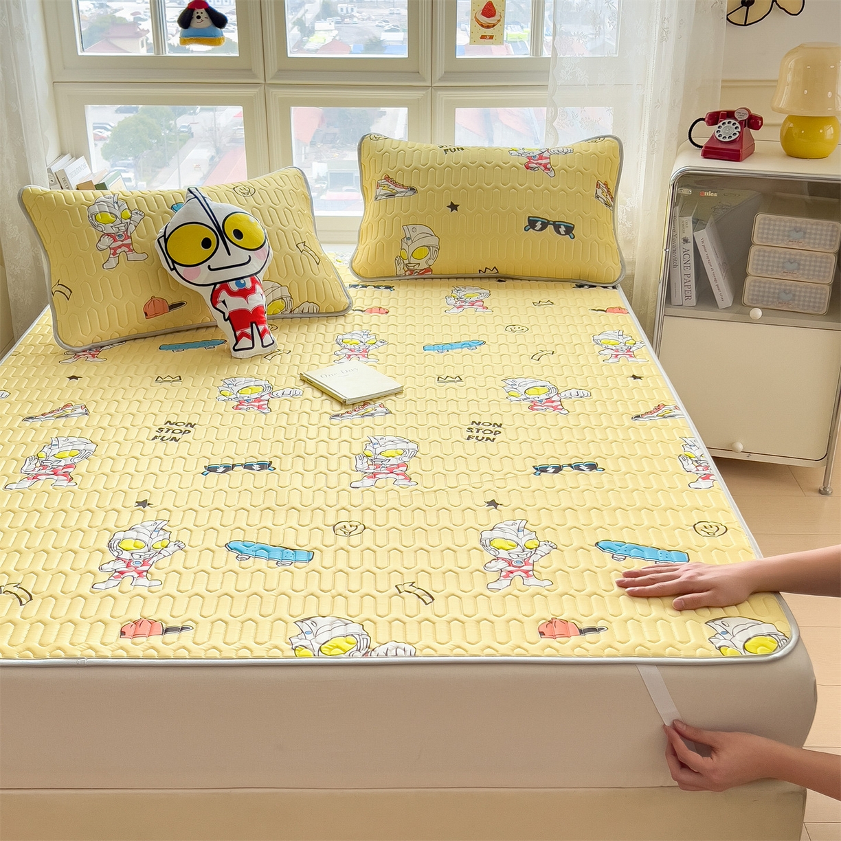 91家纺网 家纺一手货源 找家纺 兄弟坊 2026新款正版授权卡通乳胶凉席软凉席席子 阳光奥特