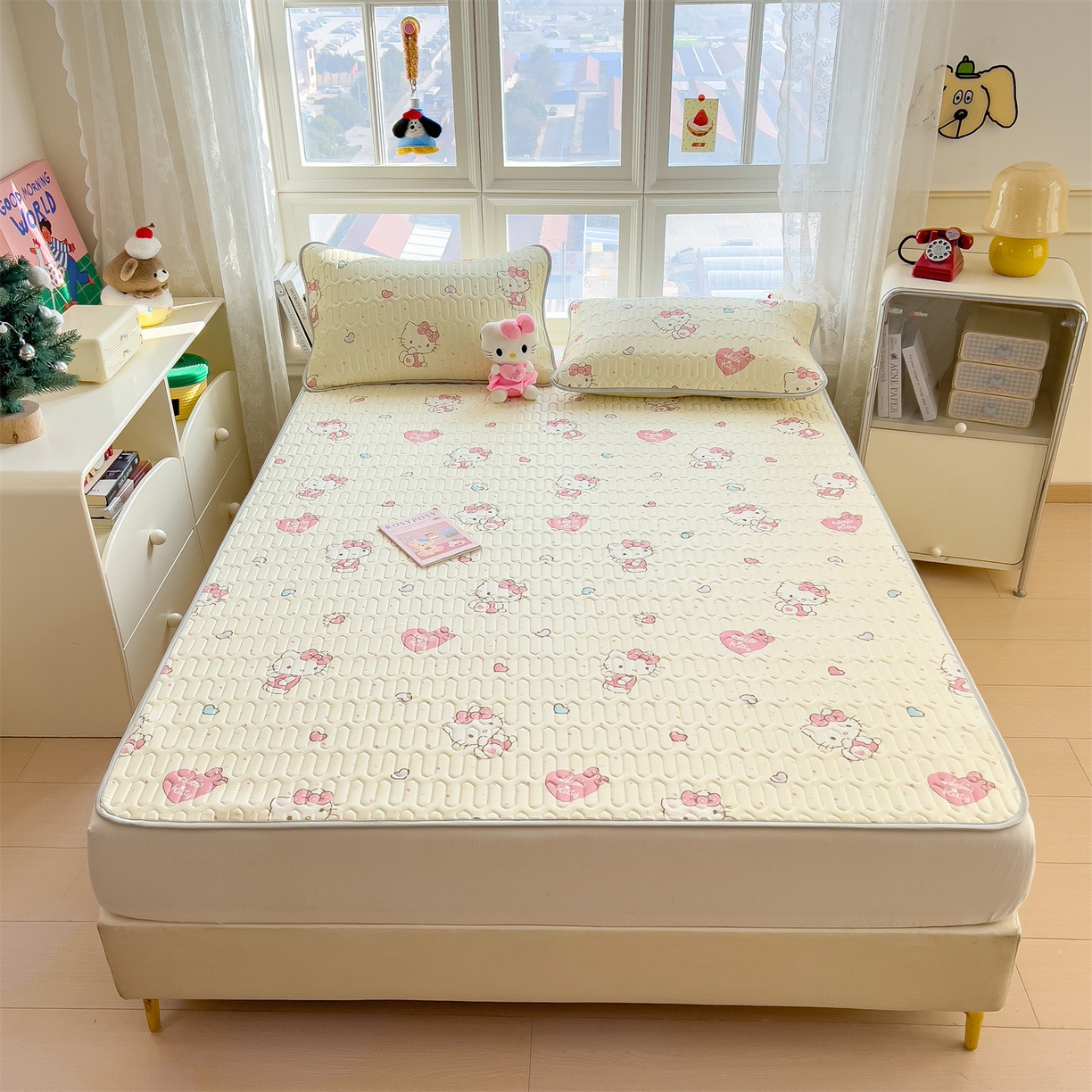 91家纺网 家纺一手货源 找家纺 兄弟坊 2026新款正版授权卡通乳胶凉席软凉席席子 乖乖凯蒂