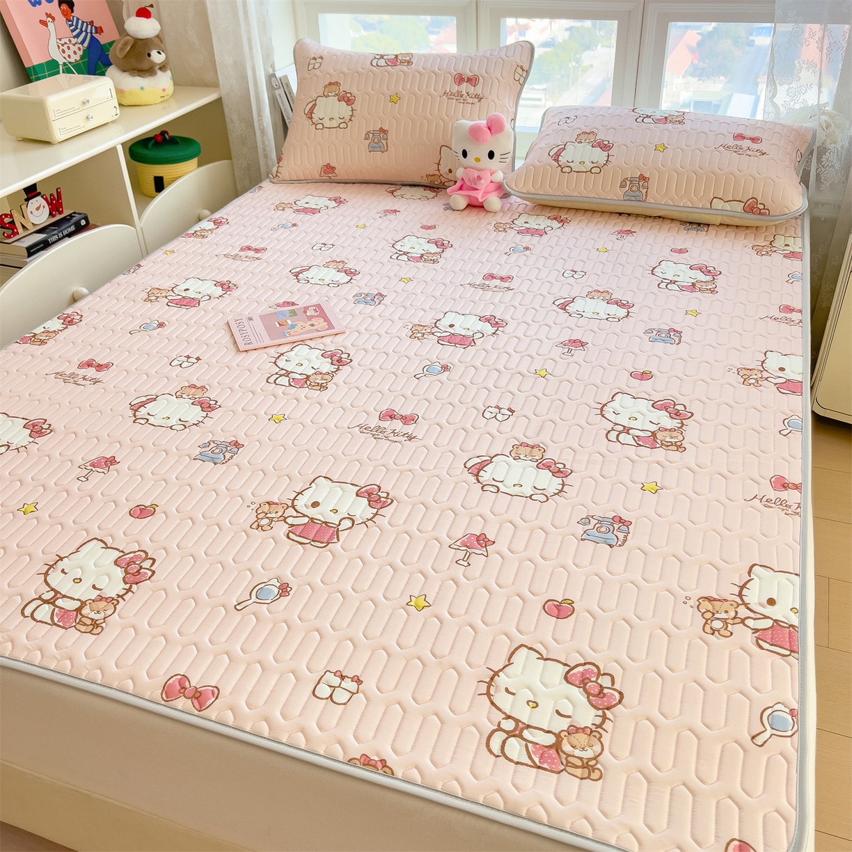 91家纺网 家纺一手货源 找家纺 兄弟坊 2026新款正版授权卡通乳胶凉席软凉席席子 凯蒂小猫