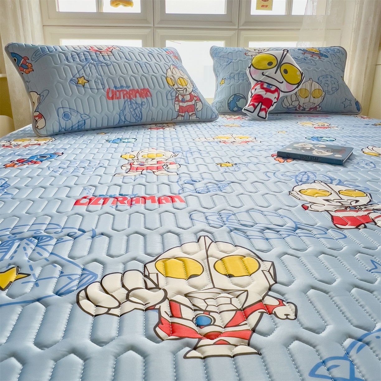 91家纺网 家纺一手货源 找家纺 兄弟坊 2026新款正版授权卡通乳胶凉席软凉席席子 奥特曼蓝