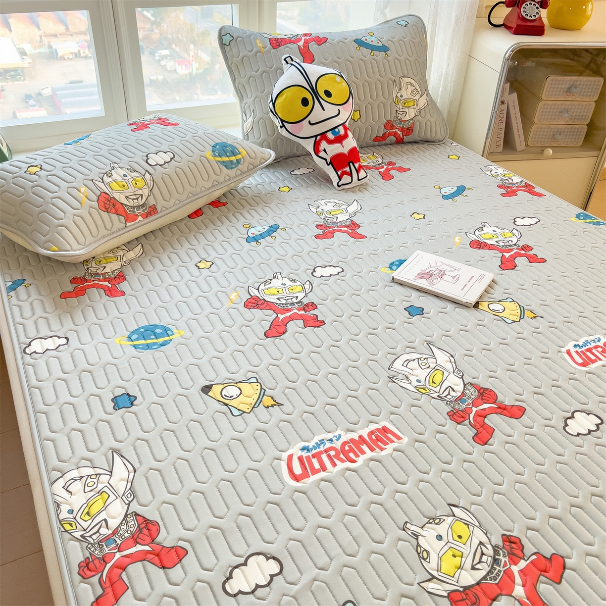 91家纺网 家纺一手货源 找家纺 兄弟坊 2026新款正版授权卡通乳胶凉席软凉席席子 奥特传奇灰