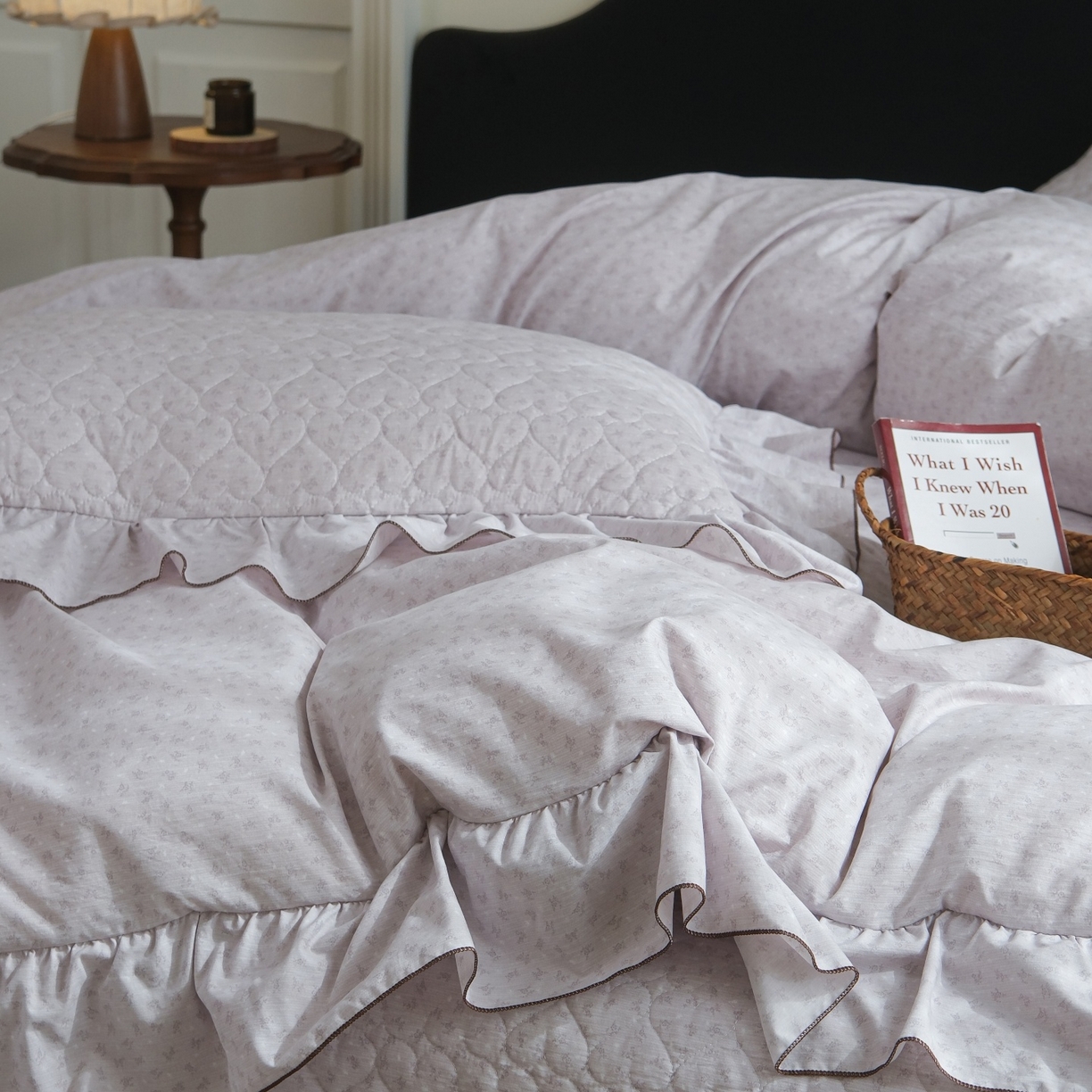 91家纺网 家纺一手货源 找家纺 庭笙 2026新款法式复古花边夹棉床盖床盖四件套 羽弦-紫